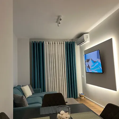 Jur Апартаменты *