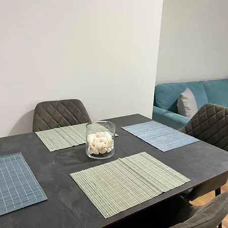 Apartment Jur *