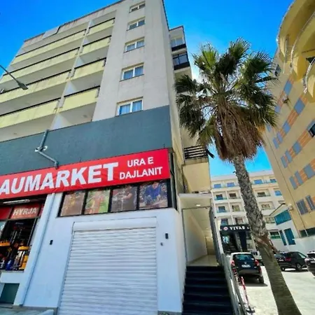 Jur Апартаменты *